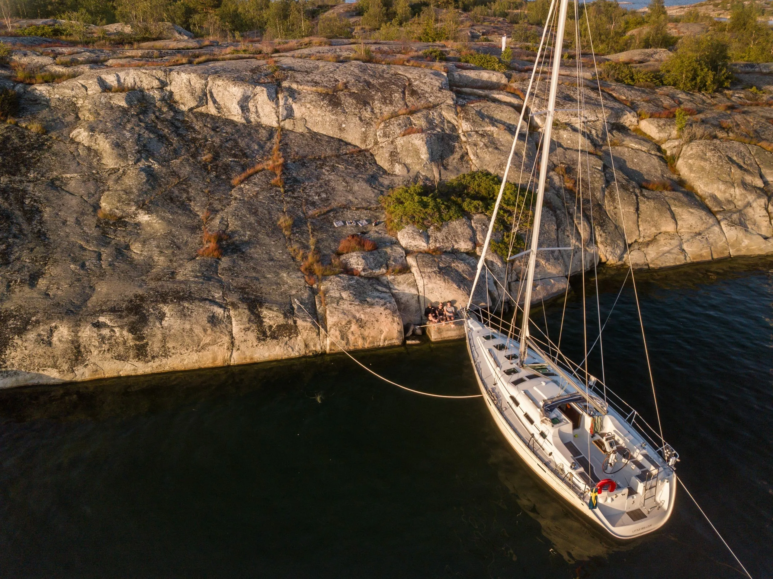 Rent a 11.98m Boat in Gustavsberg