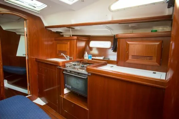Little Big Love Charter Boat