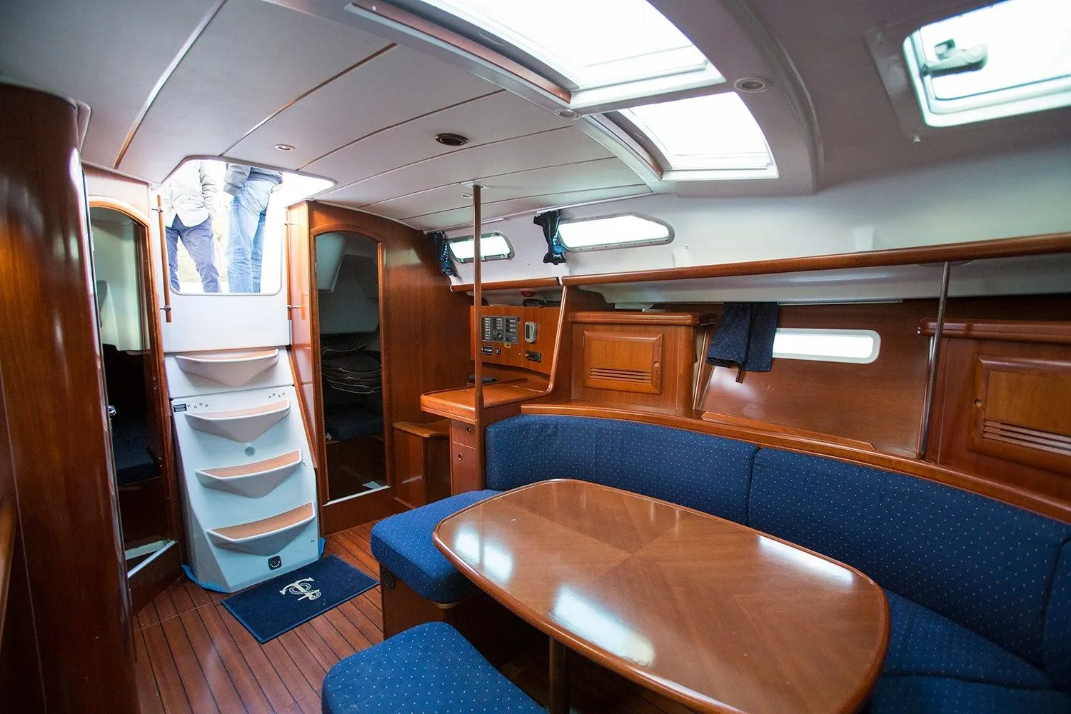 Little Big Love Charter Boat