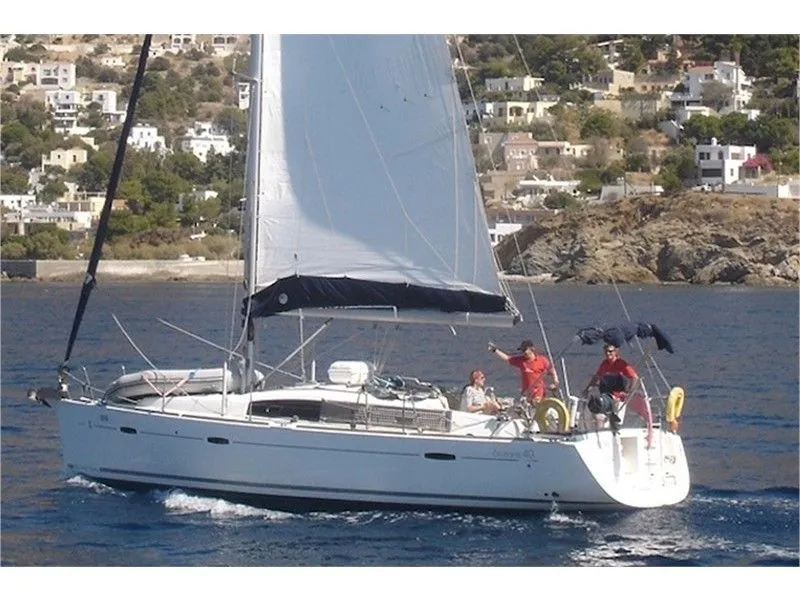 Charter a 12.15m Sailing Yacht Beneteau Oceanis 40 in Volos