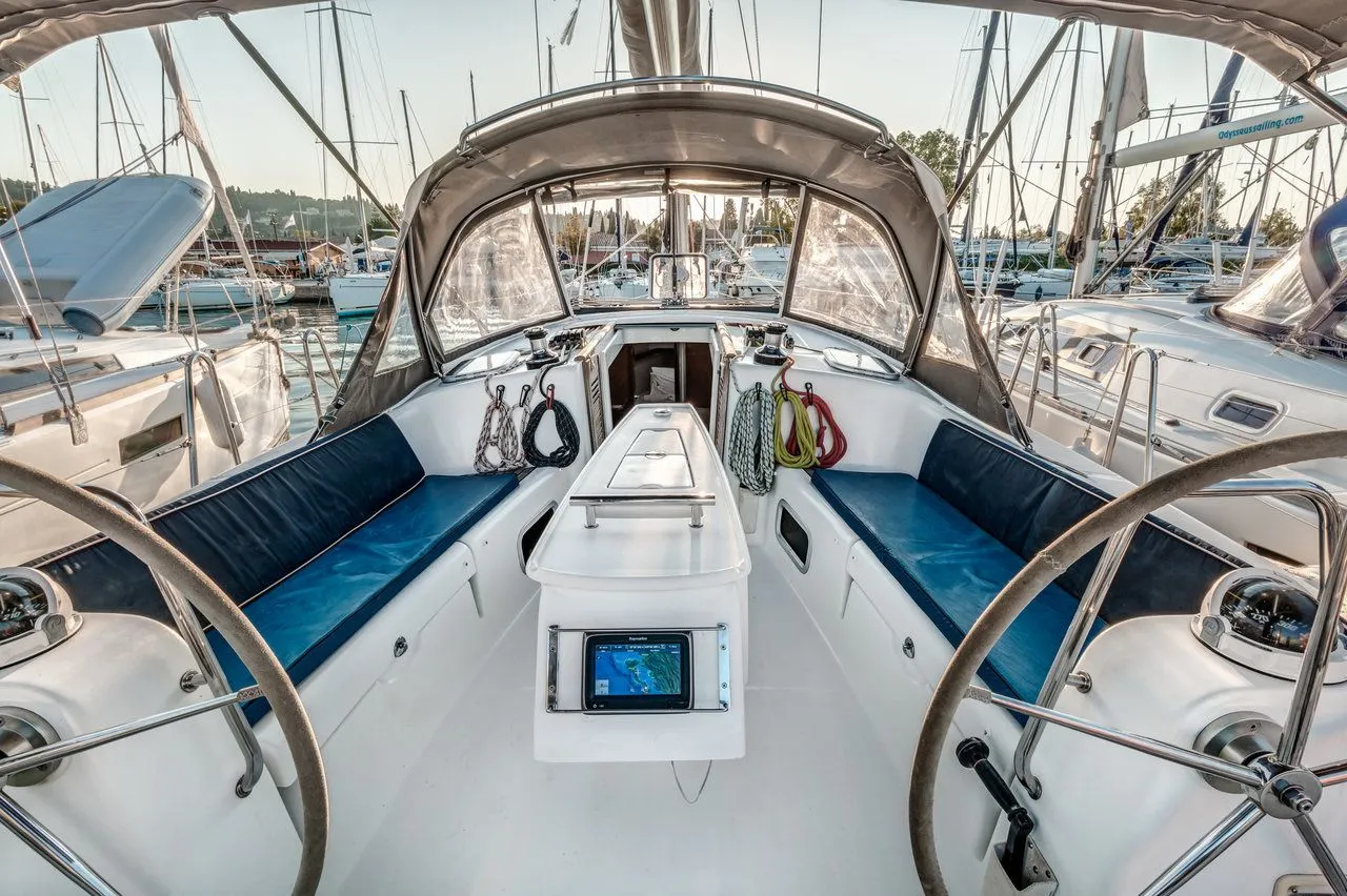 Чартер Pelor - 3