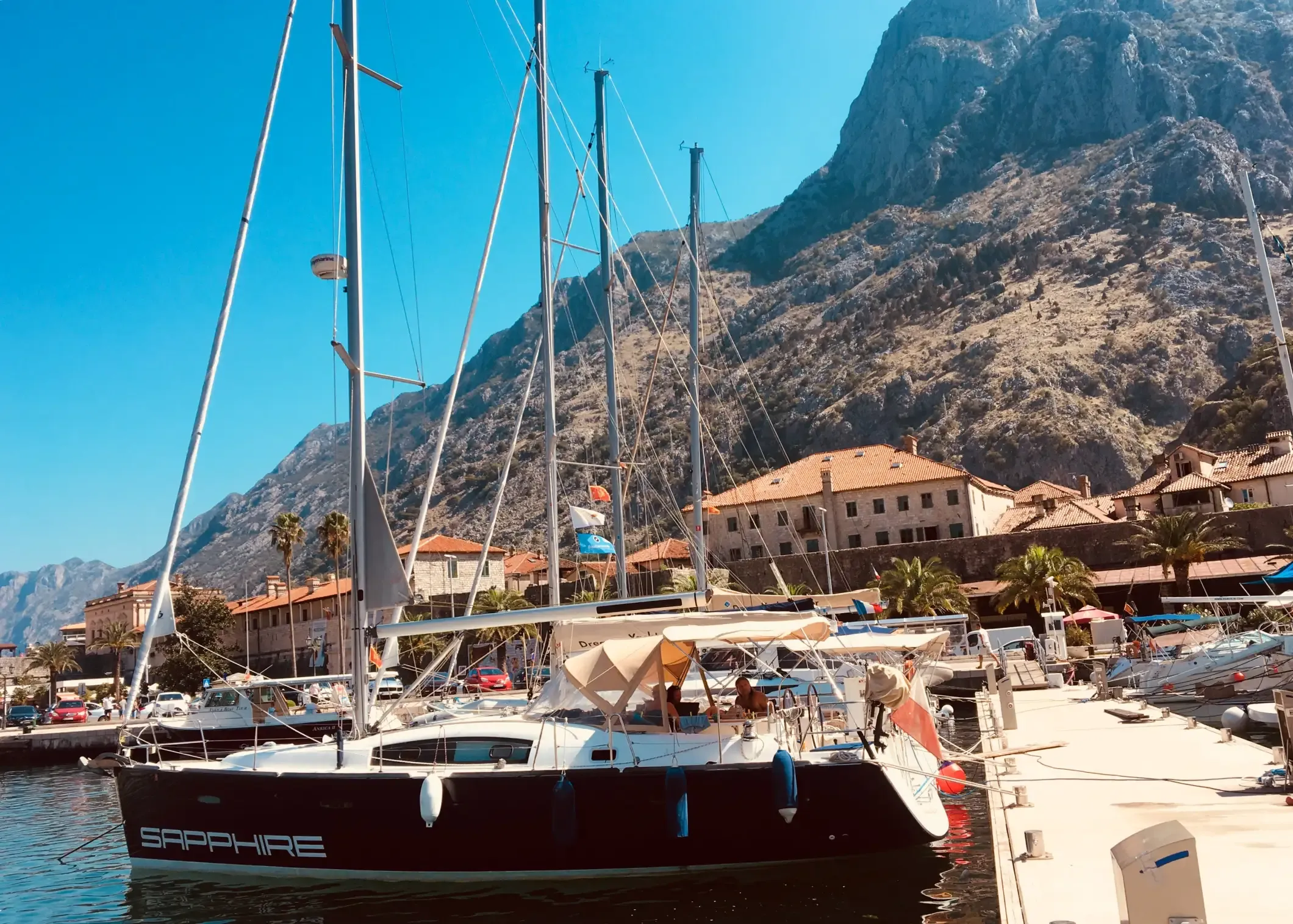 Sapphire Charter Boat - 3