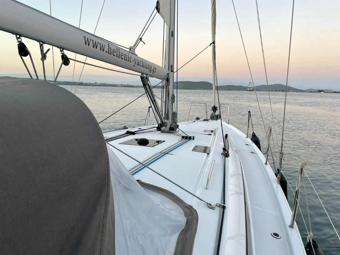 Aurora Charter Boat
