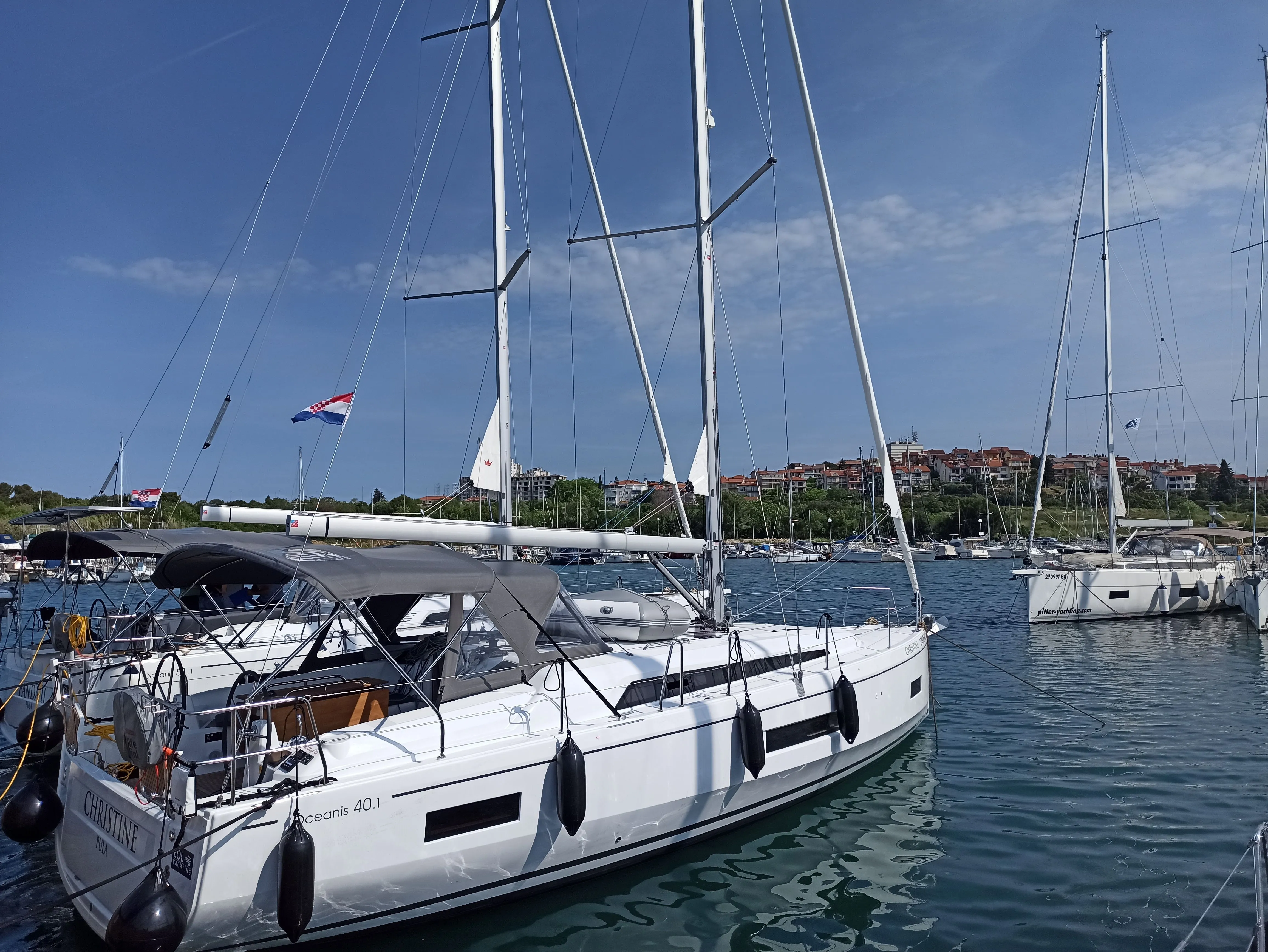 Christine Charterboot - 4