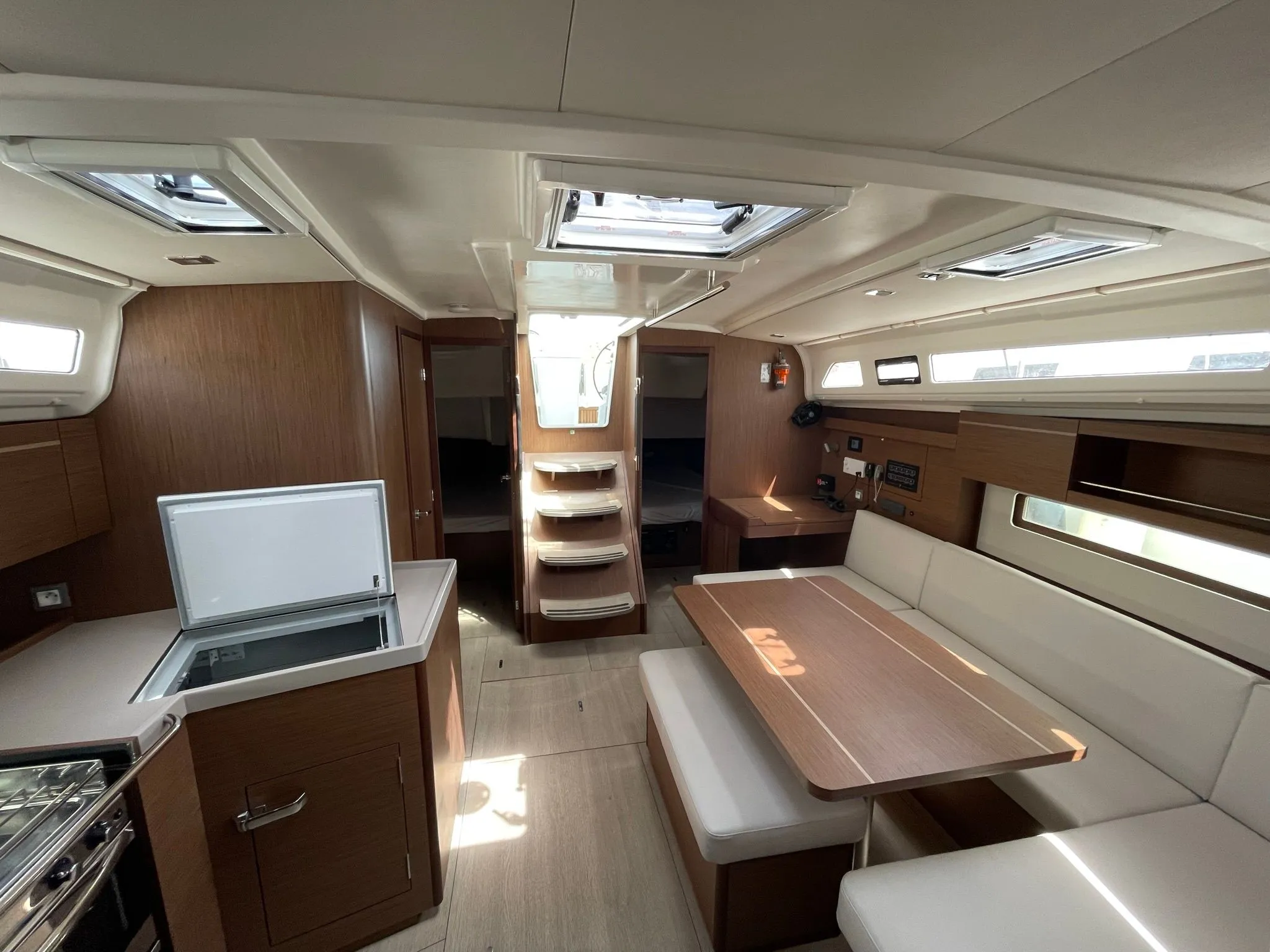 Lol Charter Boat