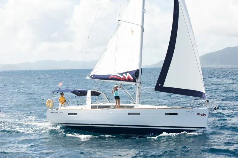 Moorings 24 Charter Boat