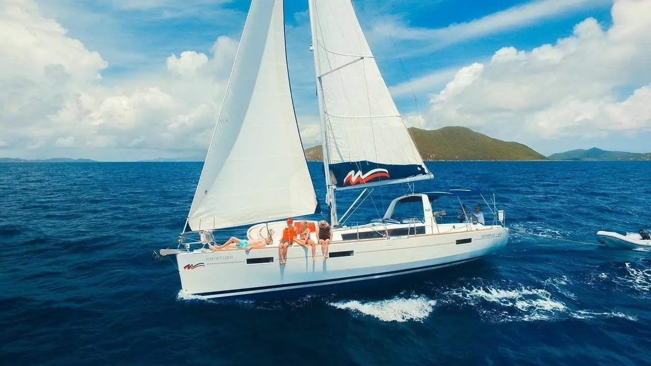 Explore Marigot on a 12.87m Rental Beneteau Oceanis 40.1