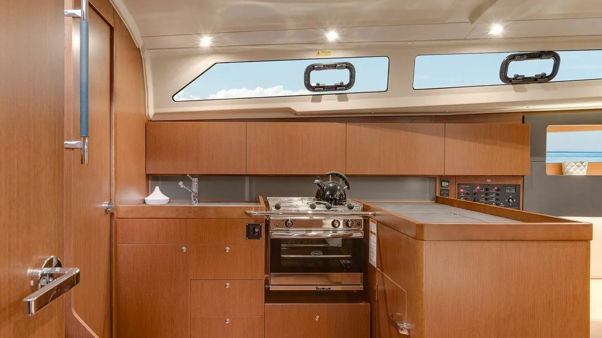 Sunsail 23 Charter Boat
