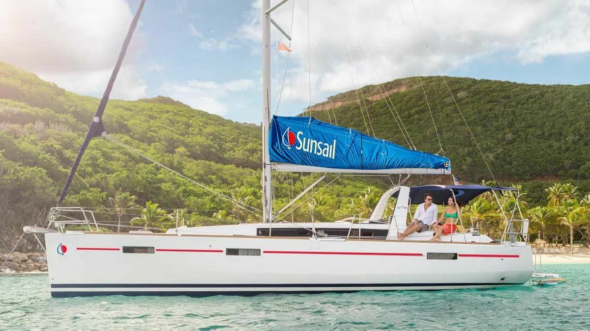 Rent a 12.87m Beneteau Oceanis 40.1 Sailing Yacht in Road Town
