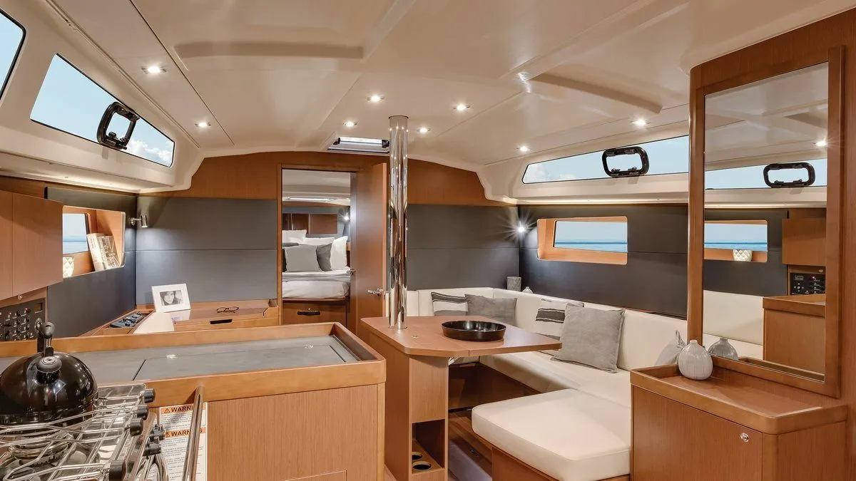 Sunsail 23 Charter Boat