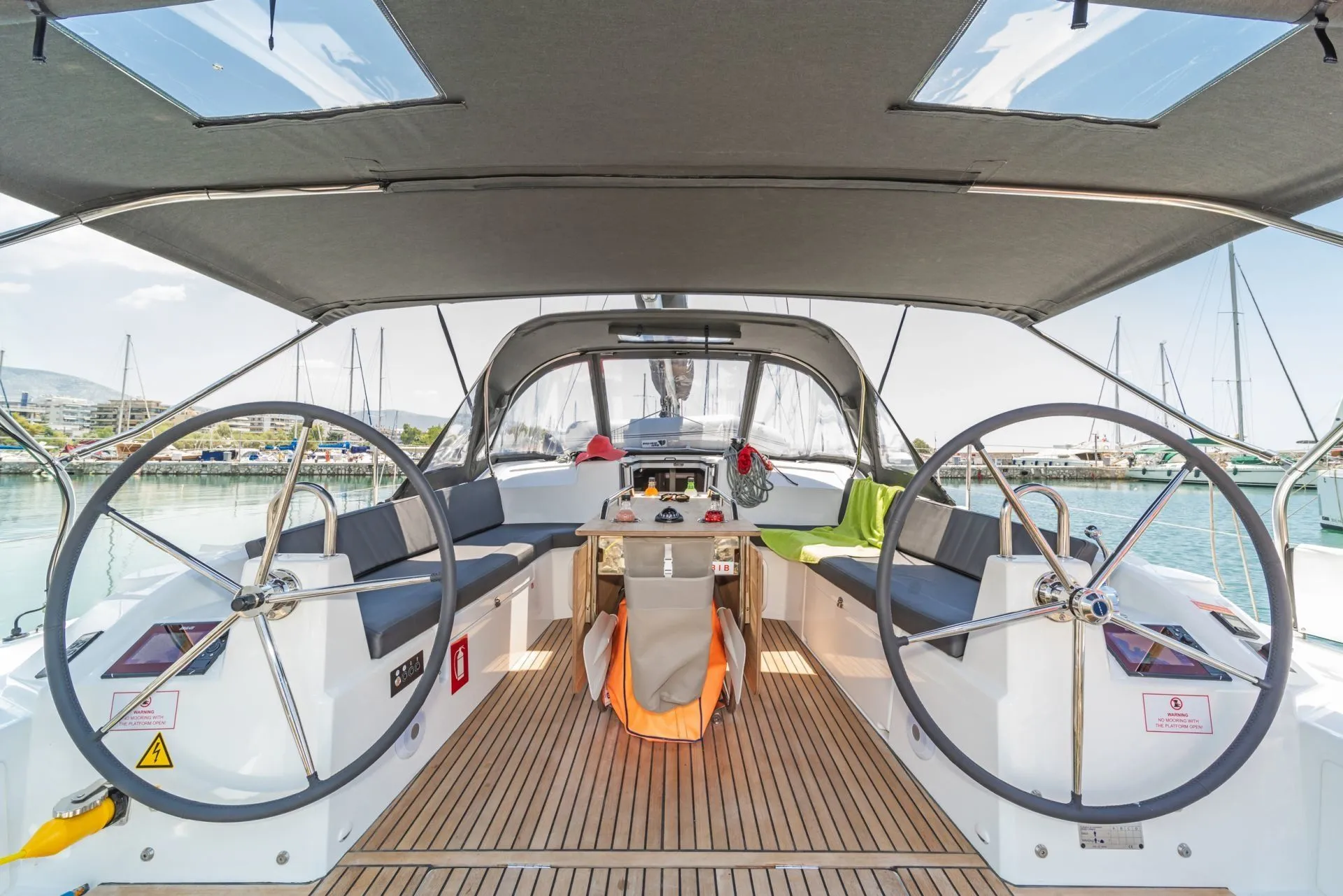 Roza Charter Boat - 4