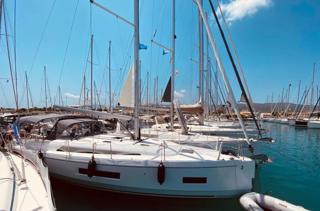 Yello Charterboot - 3