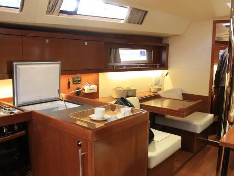 Fata Morgana Charter Boat