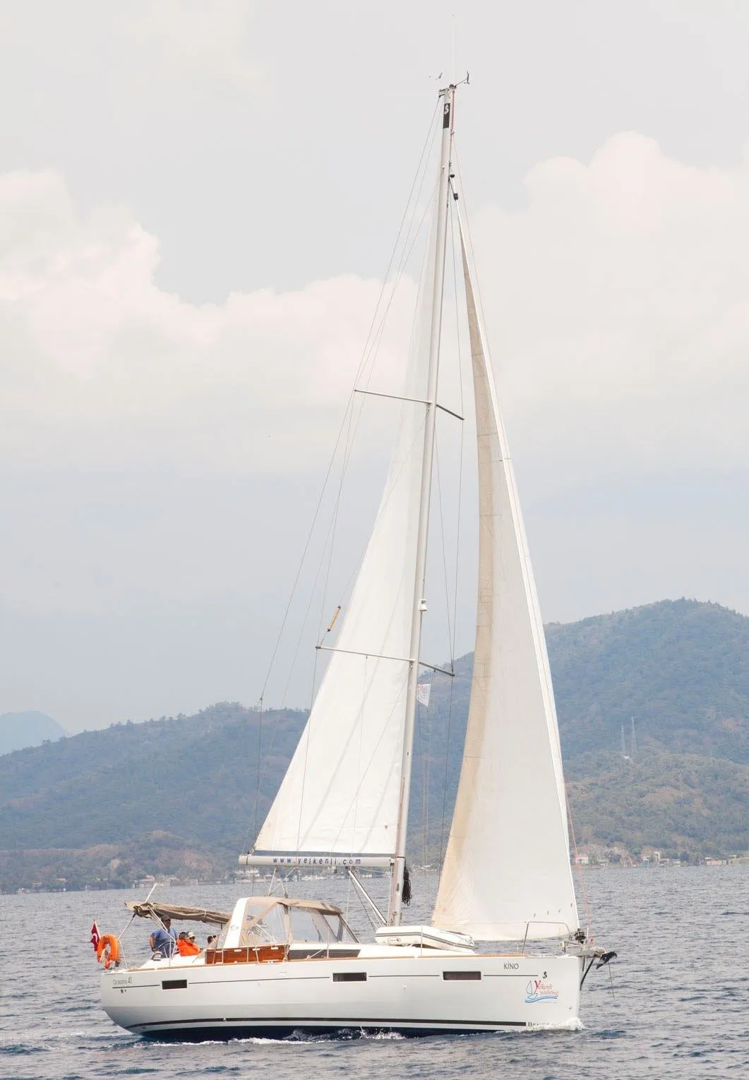 Kino Charter Boat