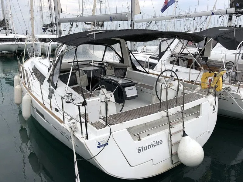 Slunicko Charter Boat - 4