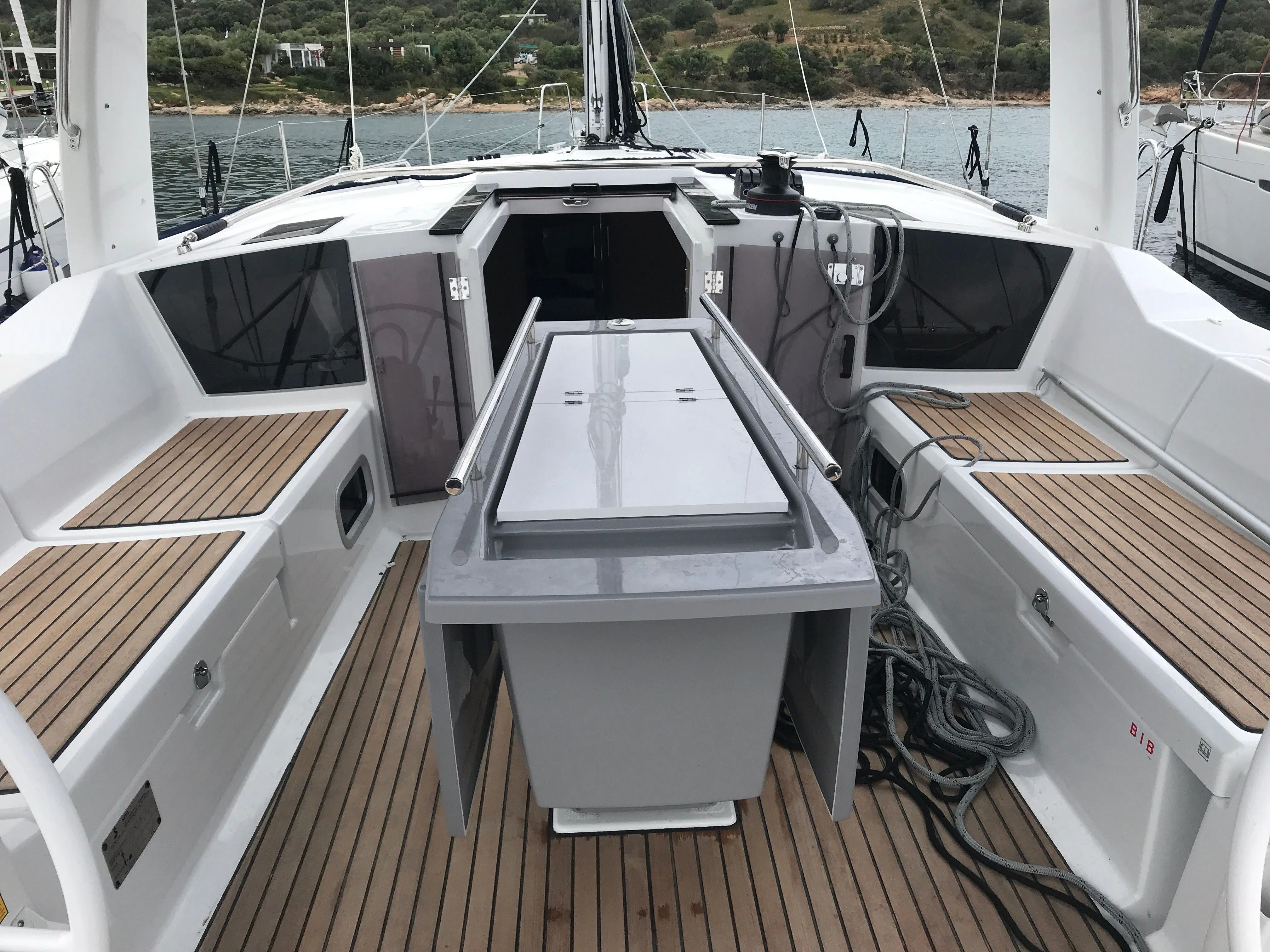 Charter a 12.43m Boat in Salerno