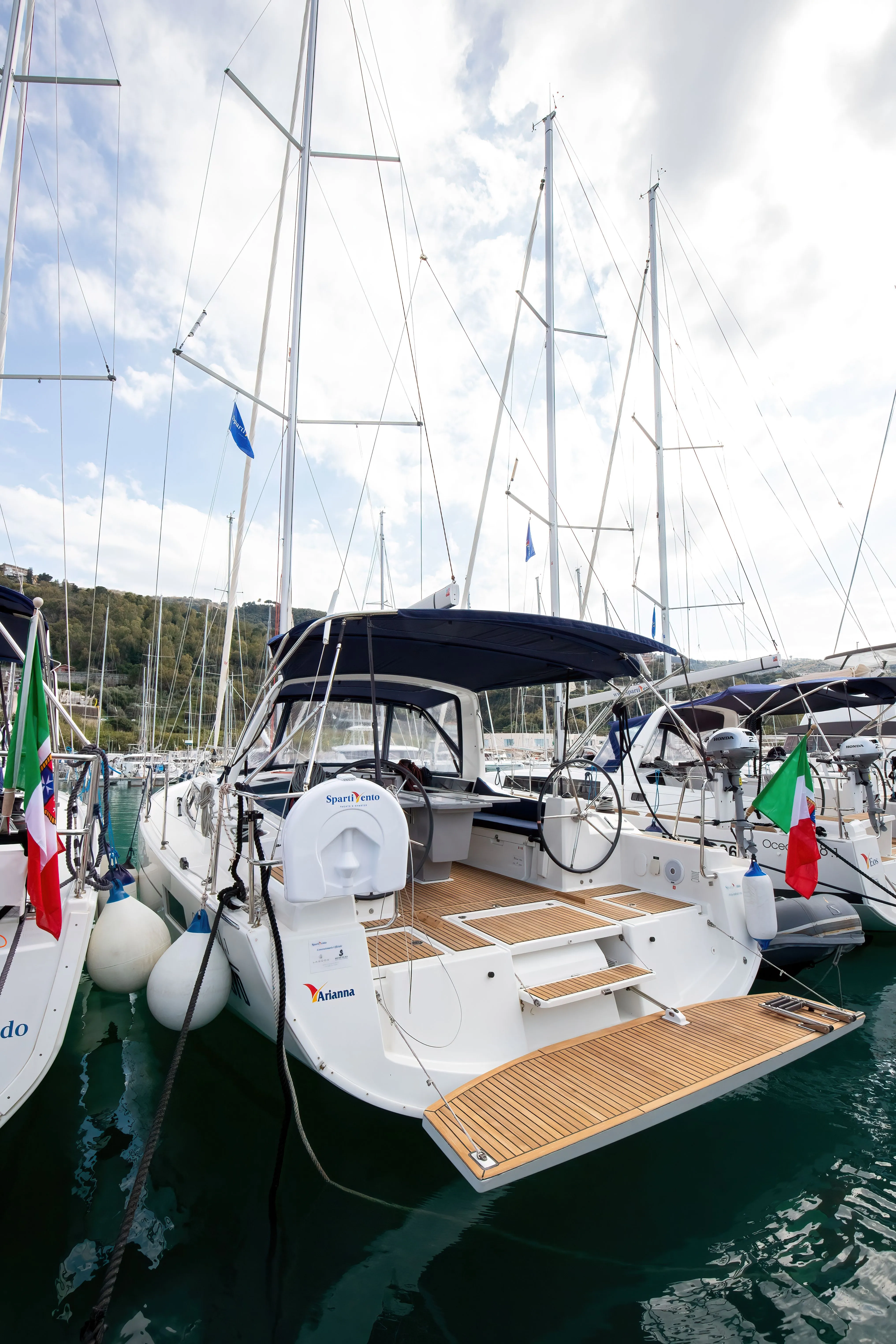 Arianna Charterboot - 4