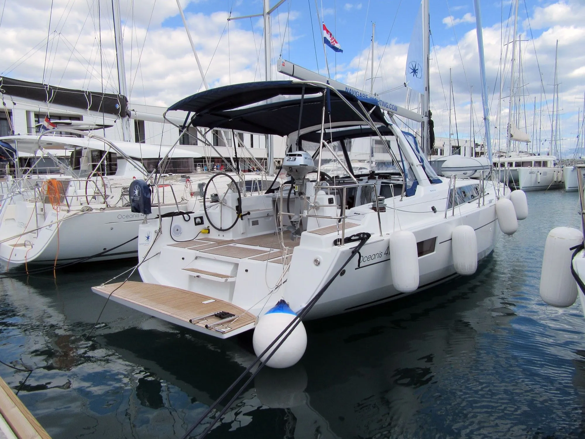 Beneatha Charterboot - 4