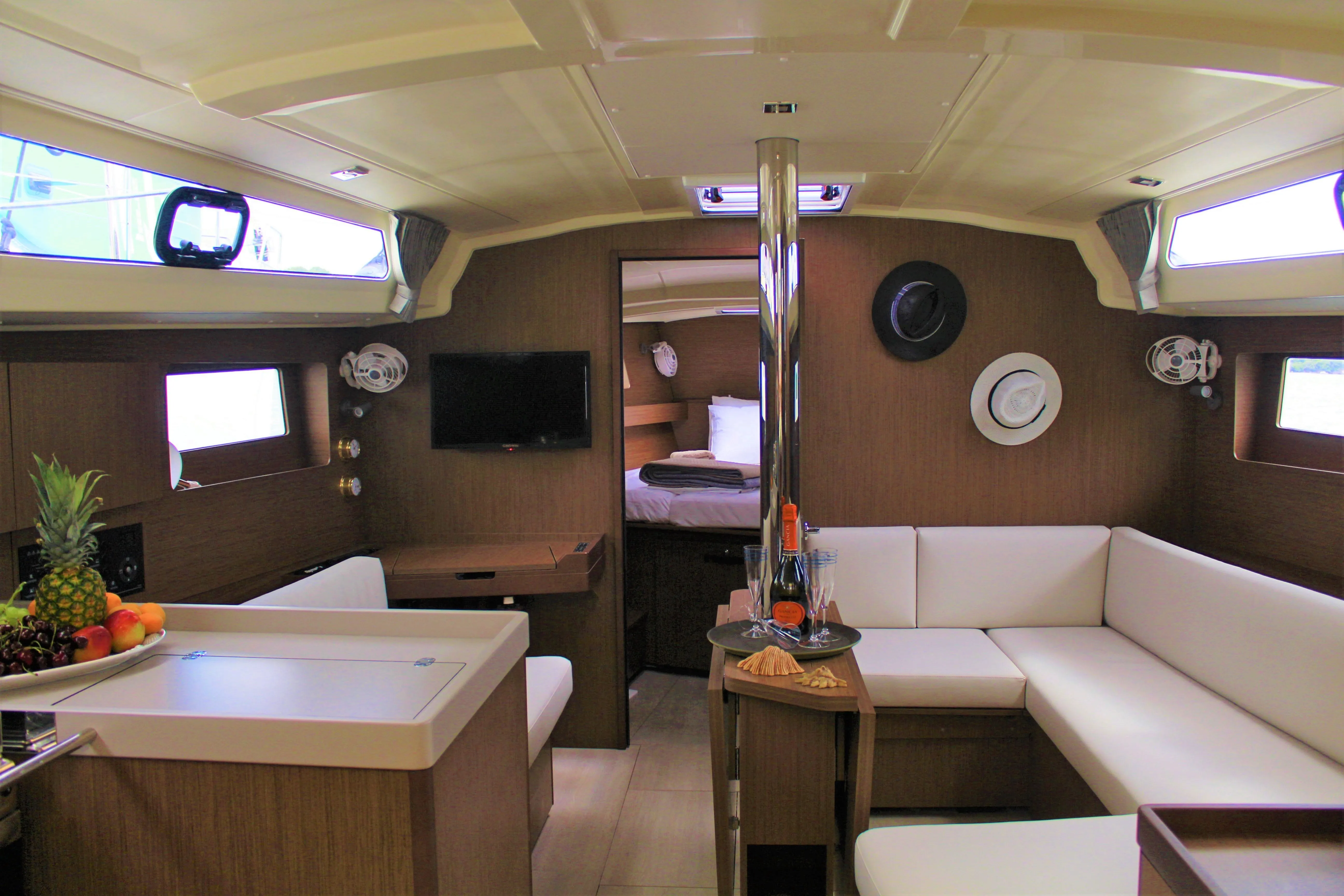 Explore Skiathos Town on a 12.03m Rental Sailing Yacht Beneteau Oceanis 41.1
