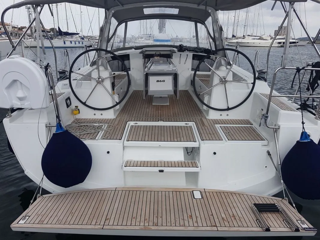 Gloria Charter Boat