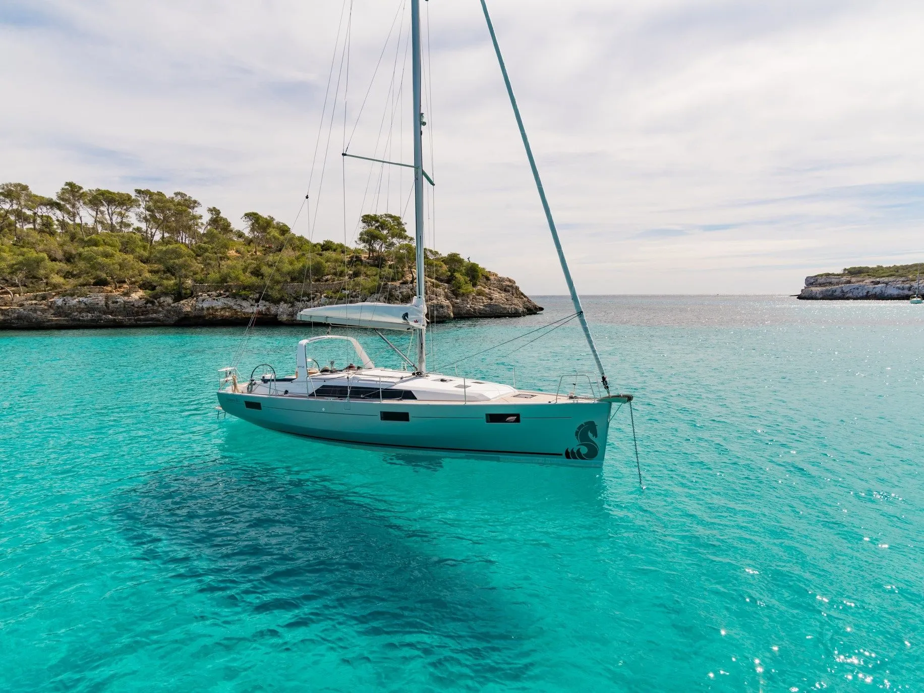 Charter a 12.43m 3 Cabin Sailing Yacht in Paleros