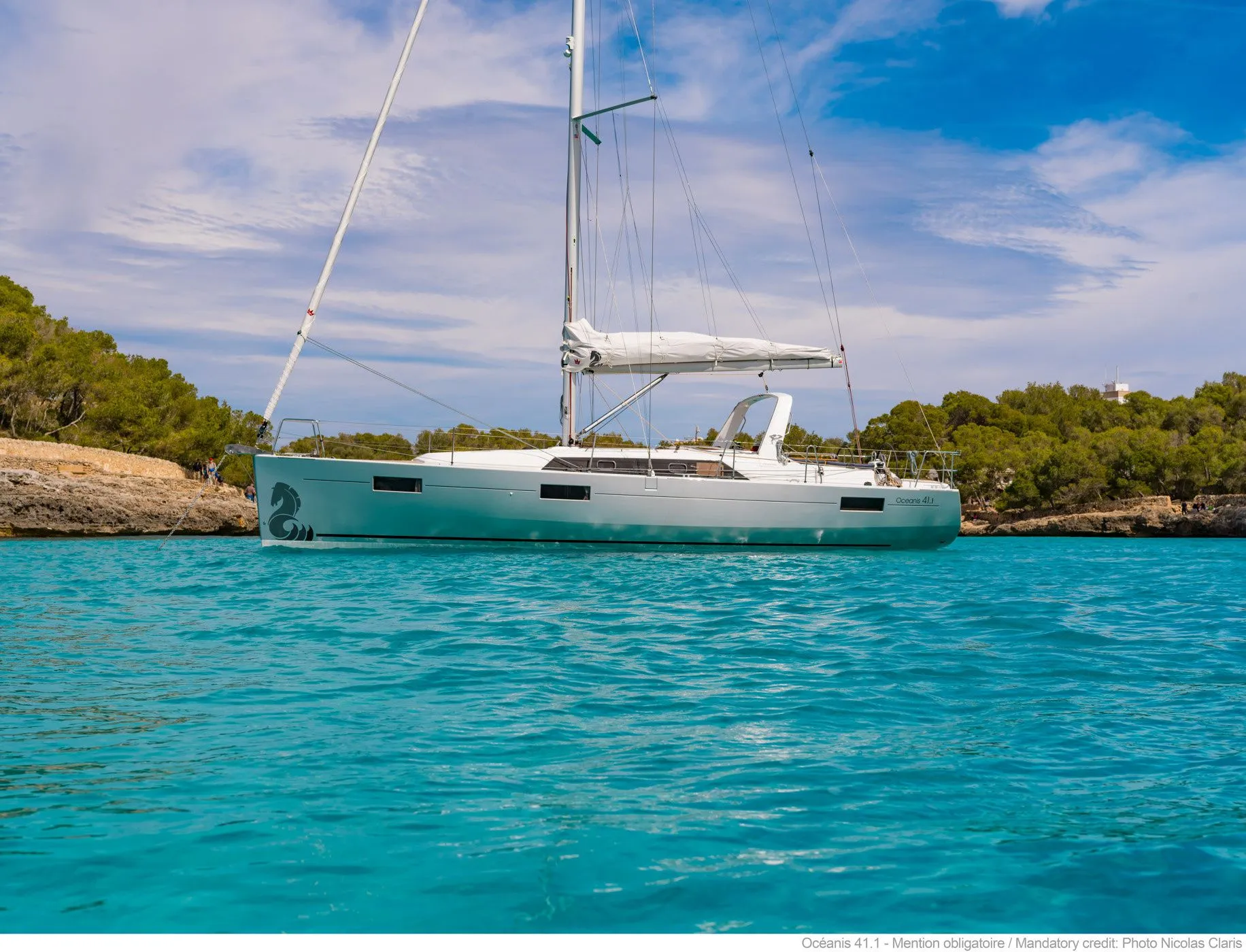 Rent a 12.43m Beneteau Oceanis 41.1 Sailing Yacht in Propriano