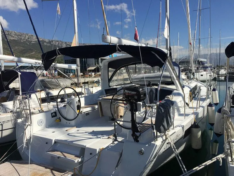 12.43m Medulin Beneteau Oceanis 41.1 Hire