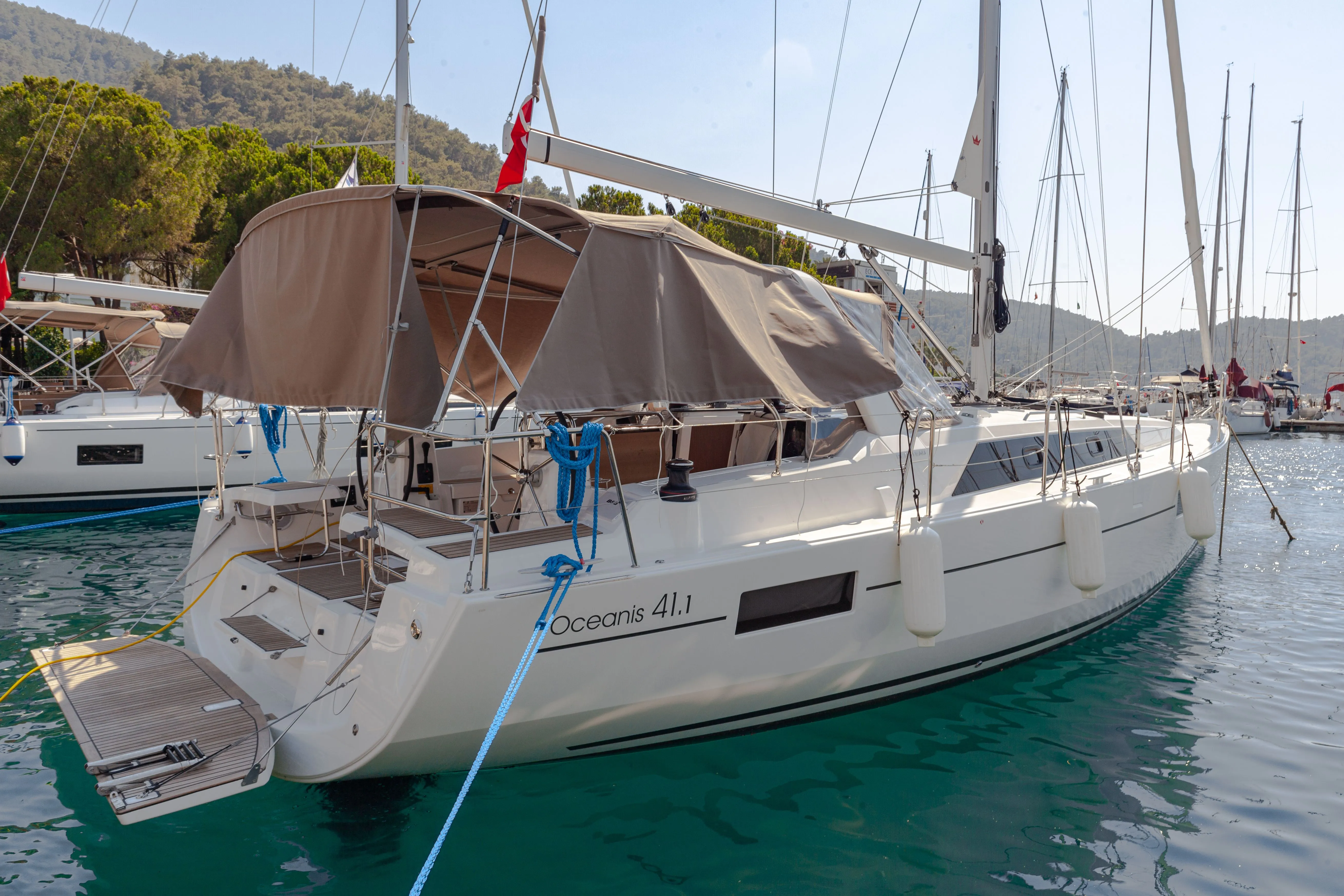 Explore Orhaniye on a 12.43m Rental Boat