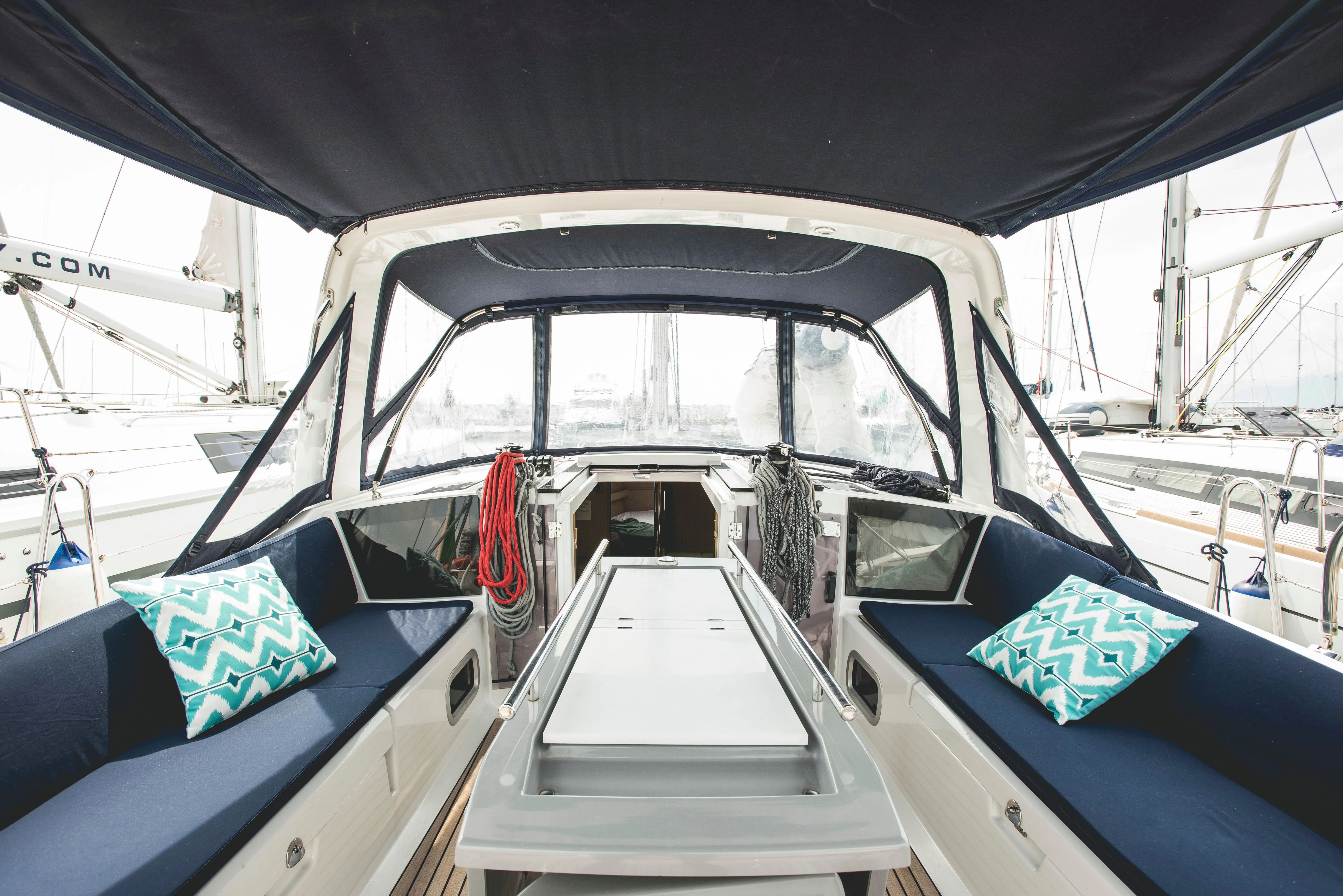 Explore Salerno on a 12.43m Rental Sailing Yacht Beneteau Oceanis 41.1