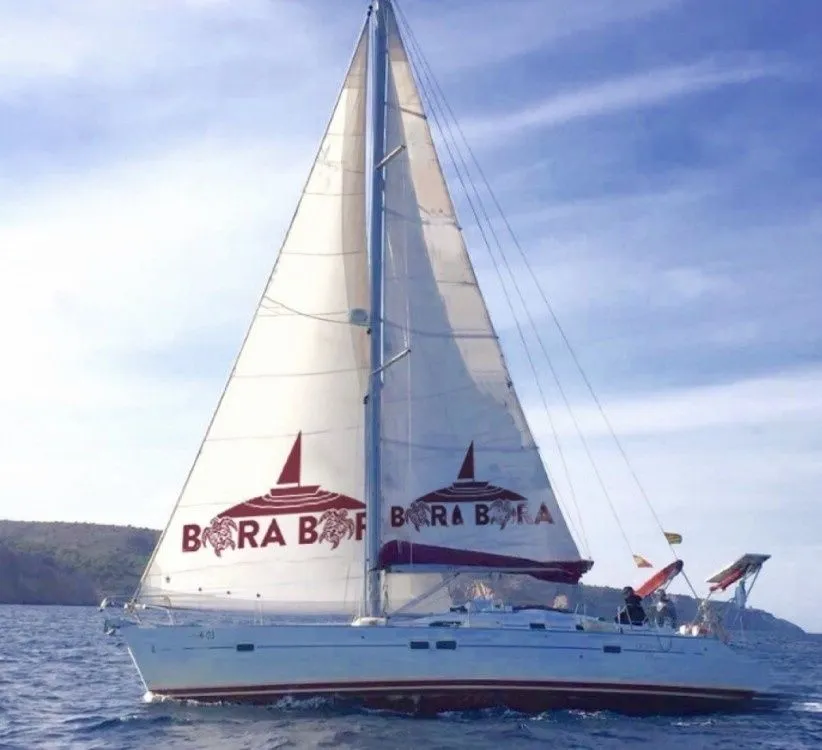 Explore L'Escala on a 12.6m Rental Sailing Yacht