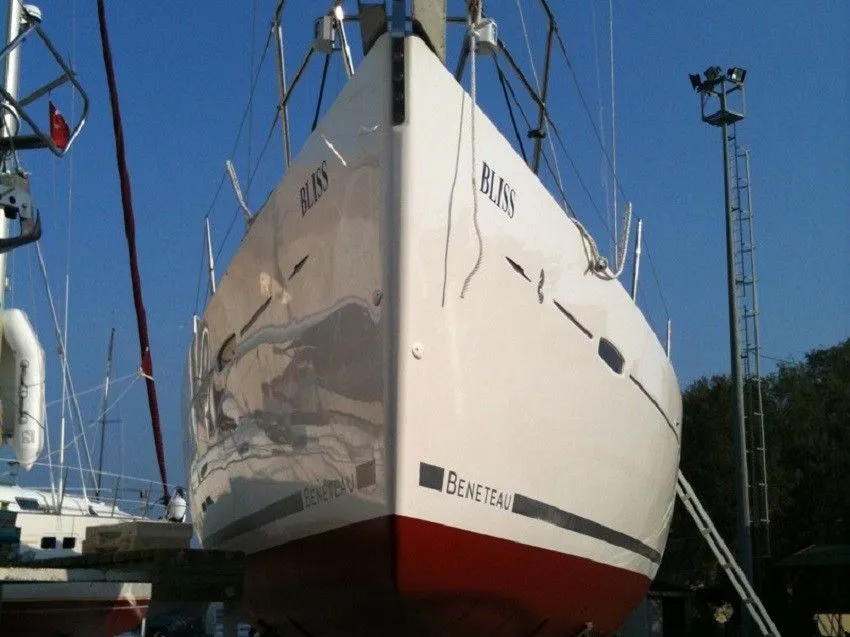 Fethiye 13.1m Kiralık Yelkenli Yat Beneteau Oceanis 43