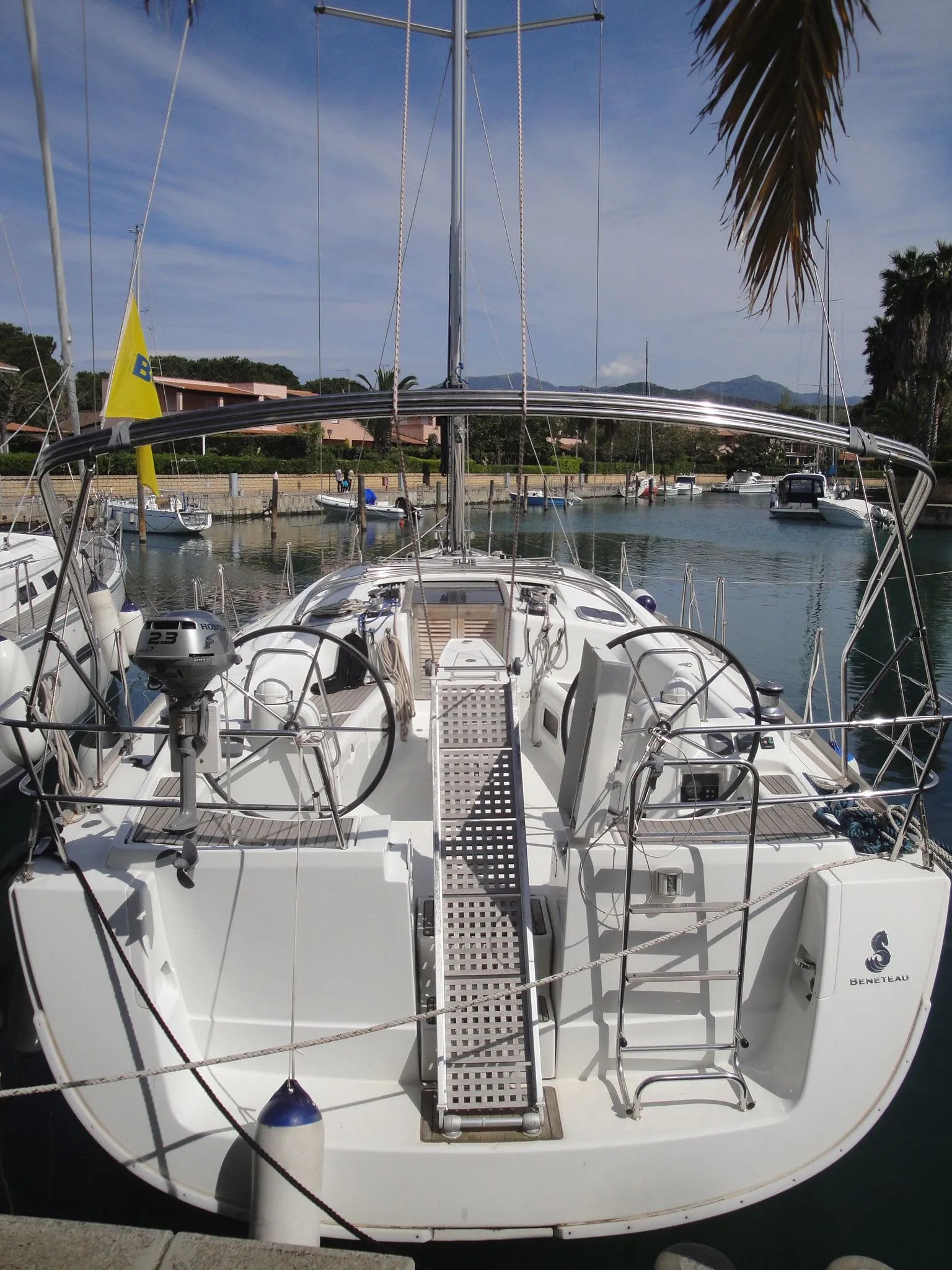 Interceptor 1 Charterboot - 3