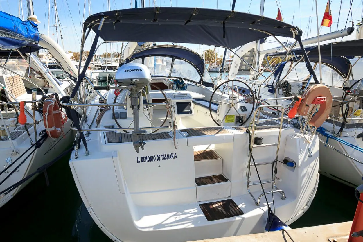 Demonio de Tasmania Charter Boat