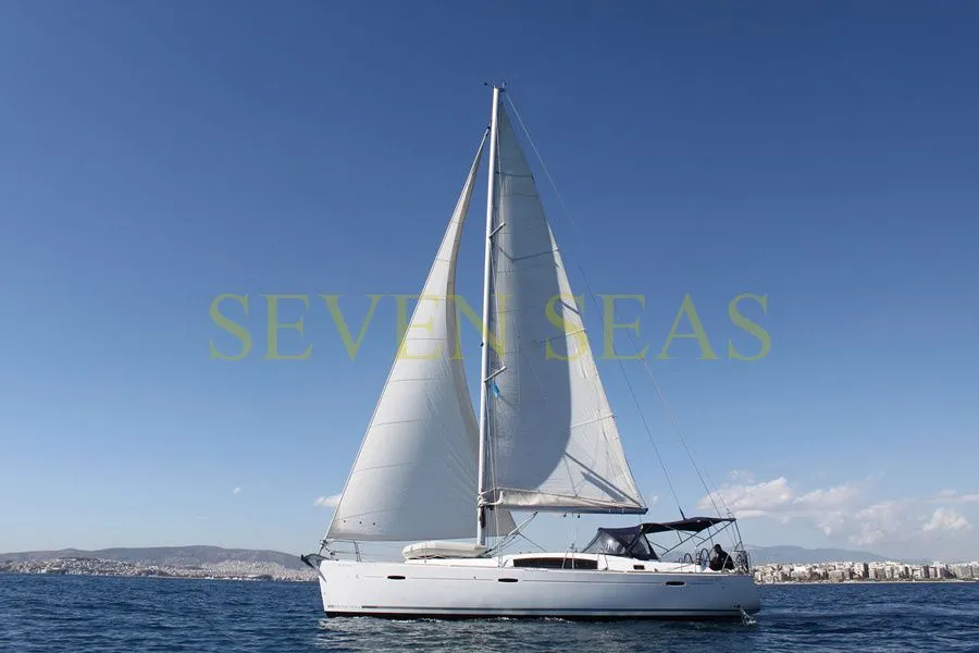 Seven Seas Charter Boat