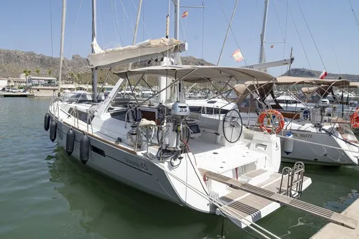 Rent a 13.85m 3 Cabin Sailing Yacht in Port de Pollensa