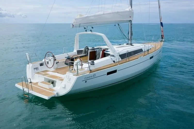 Bella Charter Boat
