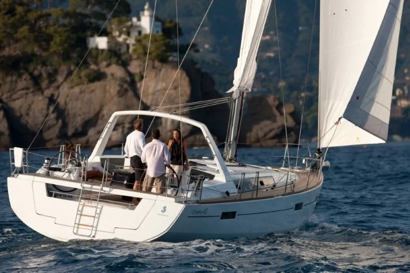 Bella Charter Boat