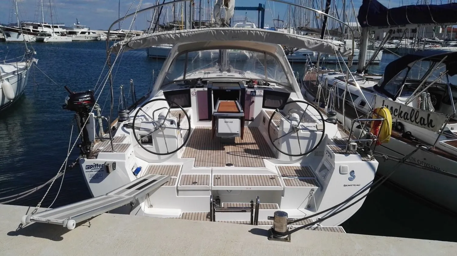 Imago Charter Boat