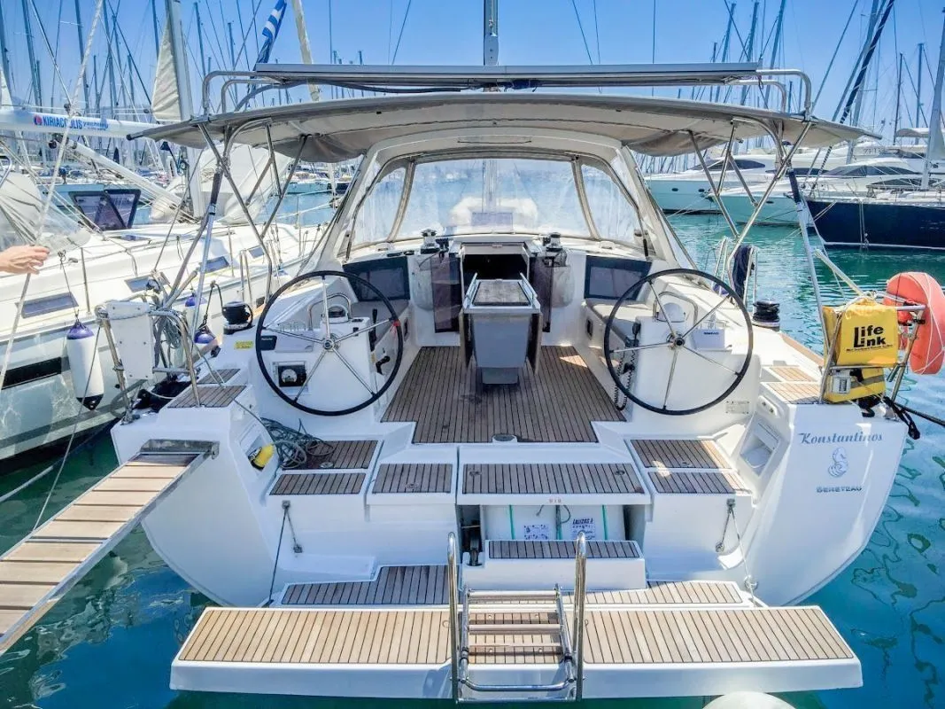 Лодка - Исследуйте Скиатос на арендованном Beneteau Oceanis 45 длиной 13.85м