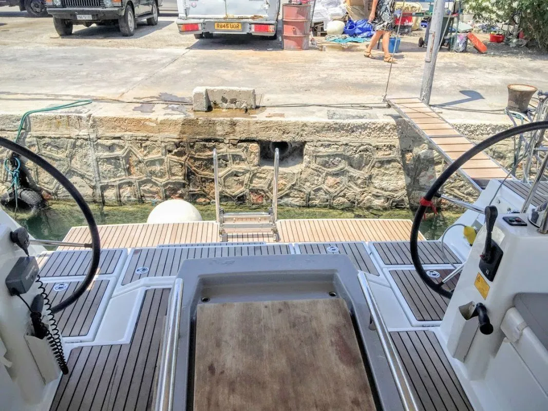 Чартер Konstantinos - 4