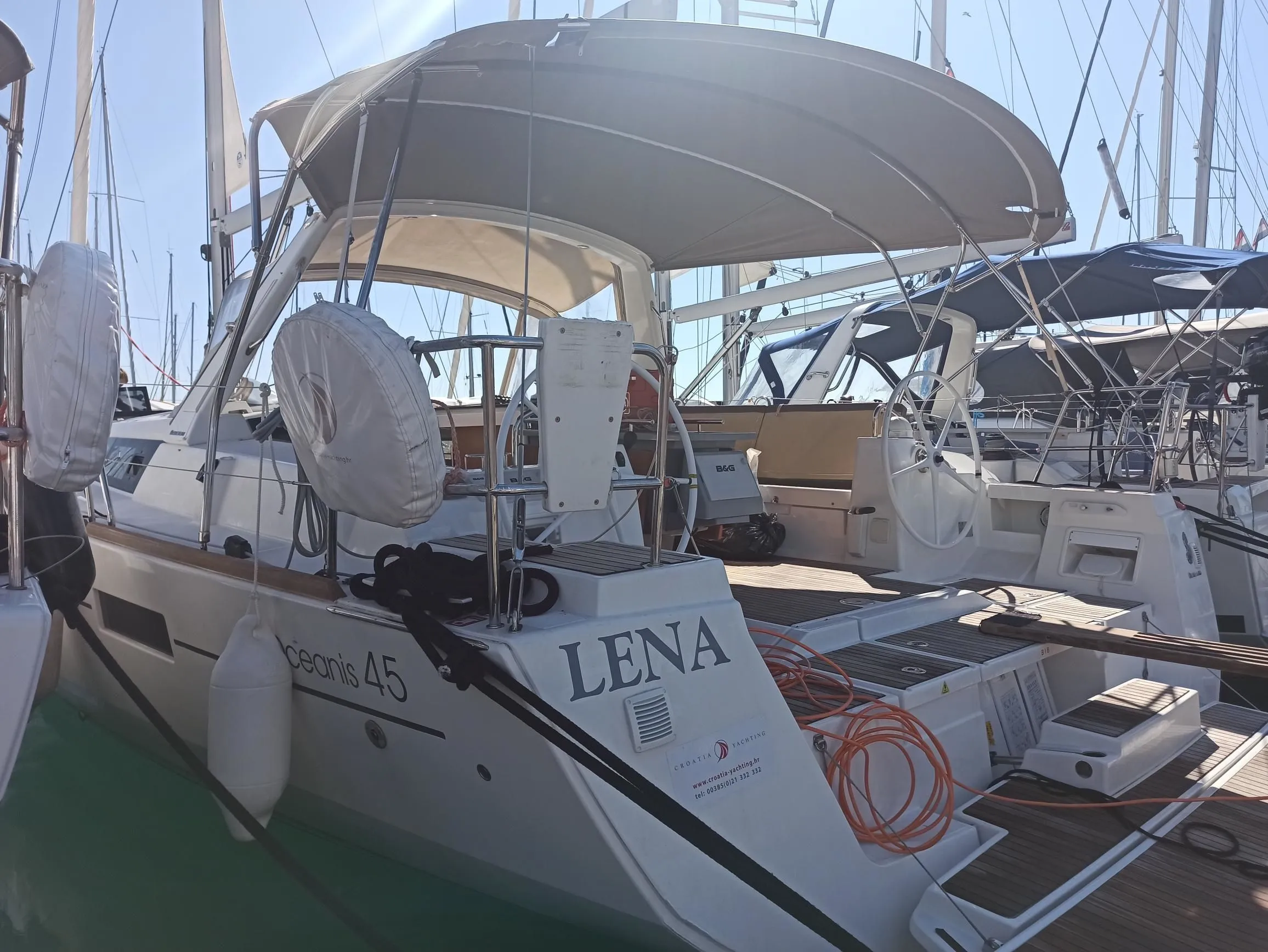 Lena Charterboot - 3