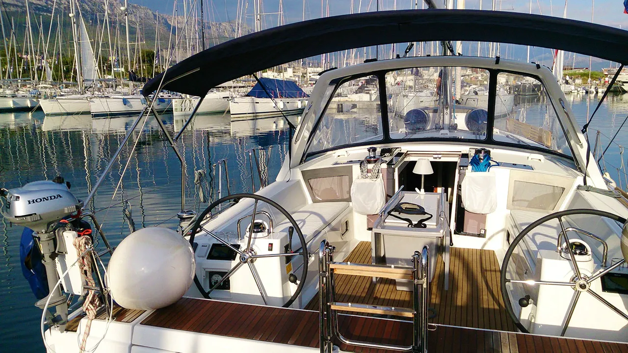 Nelly Charter Boat - 5