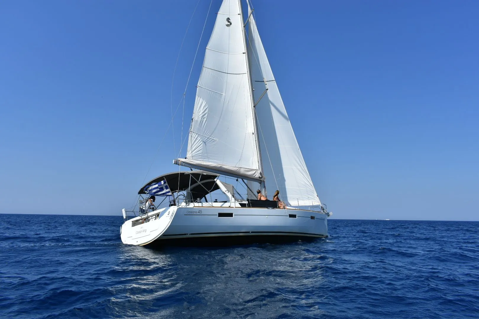 13.7m Vlychada Sailing Yacht Beneteau Oceanis 45 Hire