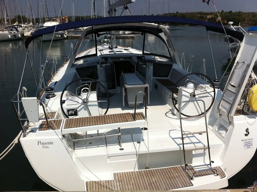 Ponente Charter Boat - 4
