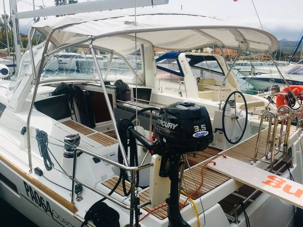 Soffia Charter Boat