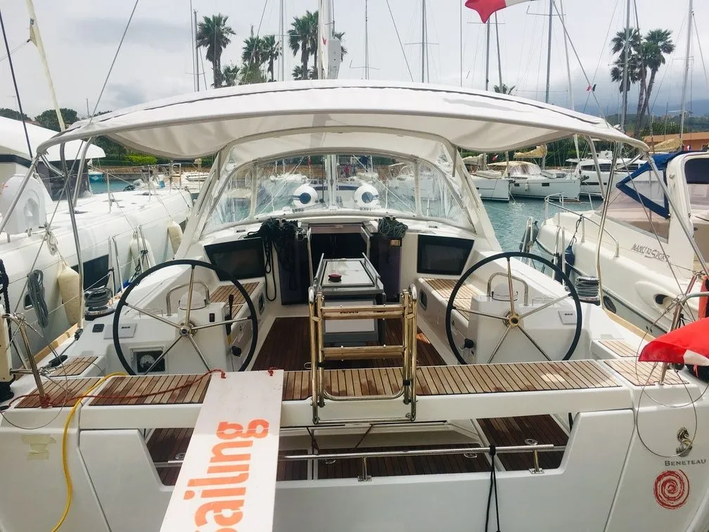 13.85m Puntone di Scarlino Sailing Yacht Hire