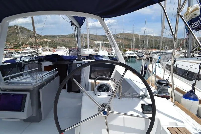 Strauss Charter Boat