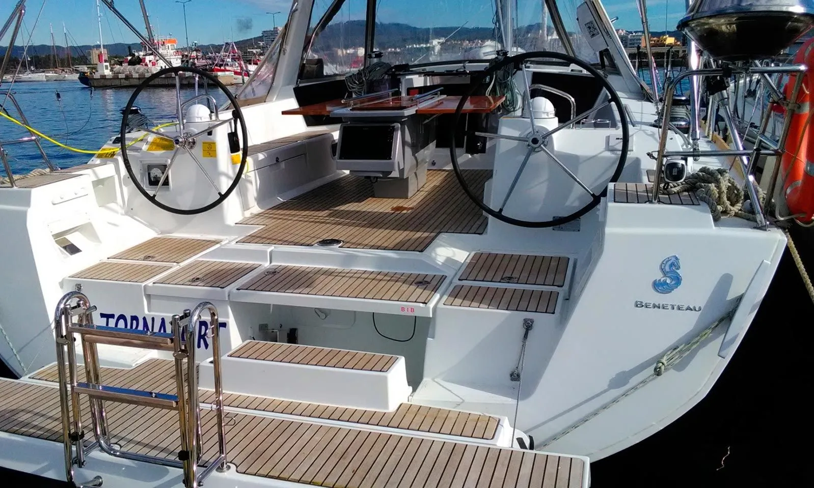 Tornafort Charter Boat