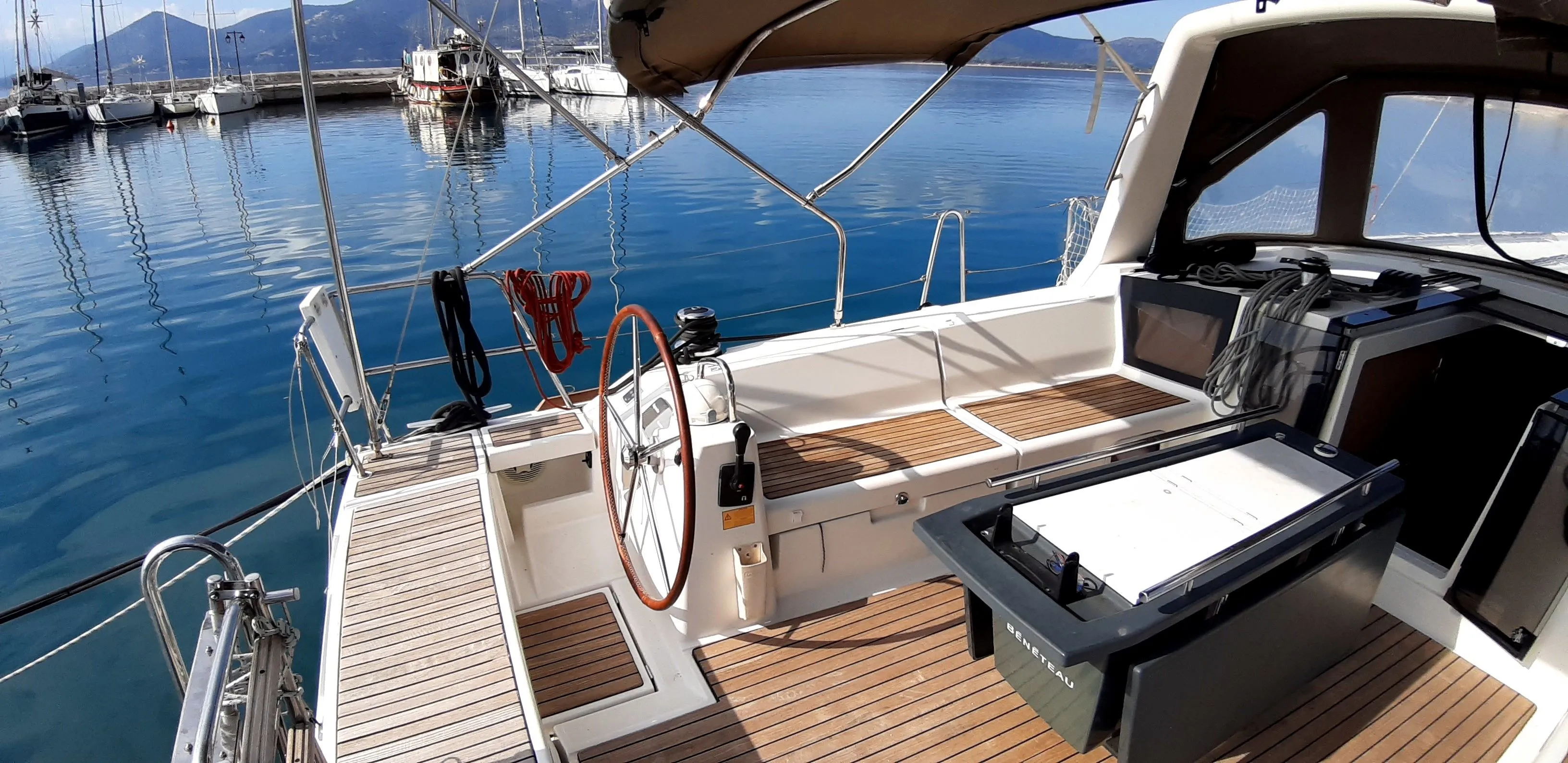 Zeppelin Charter Boat