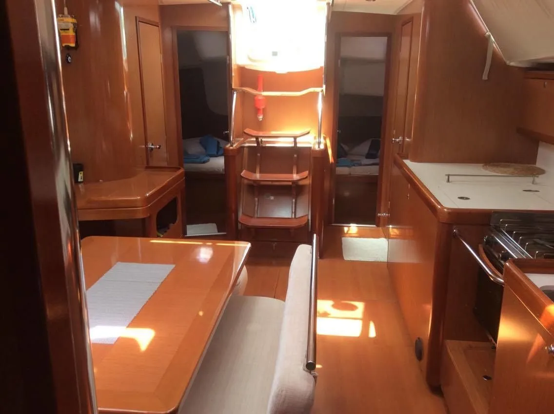 Чартер Alpha - 5